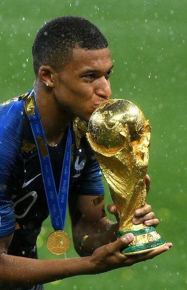 Inteligência Artificial na Copa do Mundo: O que a Predição do ChatGPT Revela